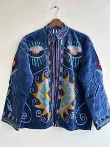 Chaqueta Bomber de Terciopelo Suzani para Mujer al por Mayor, con Bordado de Sol, Luna y Ojo Turco, Abrigo de Invierno, Ropa Exterior Festiva - Product Image 1