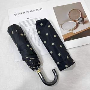 Paraguas Plegable Manual de Doble Uso para Mujer, Diseño Coreano, 8K 190T, Revestimiento Negro, Diseño de Puntos, Protección Solar, Ligero y Curvo - Product Image 6