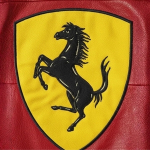 Chaqueta de Carreras Roja Vintage de Fórmula Premium |   Hunar Industries - Edición Impermeable de Cuero Vacuno Genuino de Primera Calidad para Hombre - Product Image 6