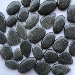 Cabochon de pierre gemme naturelle de qualité supérieure, en pierre de soleil noire naturelle, lisse, taille libre, poli, vente en gros, très demandé - Product Image 3