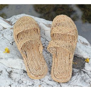 Handmade Water Hyacinth <b>Slippers</b> Natural Fiber Indoor House Sandals Suitable for Hotels Resorts Villas and Guest Houses - Product Image 5