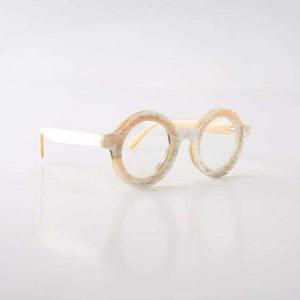 Gafas de cuerno de búfalo natural hechas a mano, montura óptica unisex de lujo con borde completo, ecológicas, de primera calidad - Product Image 1
