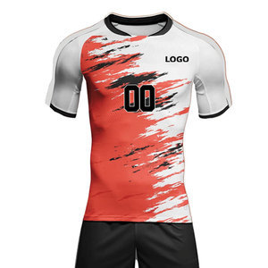 Ensemble de maillots de football personnalisés en polyester pour hommes, uniforme de football avec impression numérique, vêtements d'été pour hommes avec faible MOQ - Product Image 4