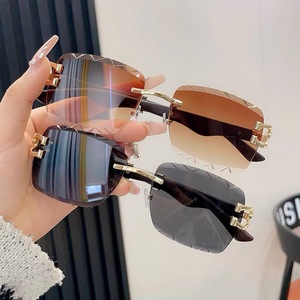 Gafas de Sol de Moda 2024 con Montura Metálica sin Aro y Estampado de Leopardo, Gafas de Sol de Lujo para Hombre con Protección Solar - Product Image 4