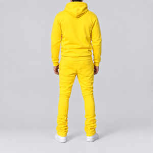 Survêtement pour homme durable, fabriqué en tissu de qualité, offrant confort, un look élégant et une excellente performance sportive. - Product Image 6