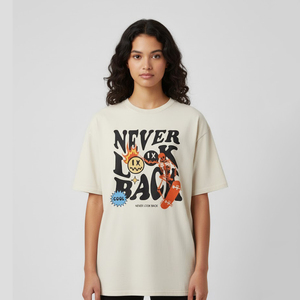 Camiseta Personalizada Unisex con Estampado Gráfico, Diseño de Esqueleto 'Never Look Back', Estilo Urbano, Algodón Orgánico, Corte Holgado, Lavado Vintage, Manga Corta - Product Image 2