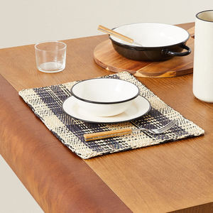 Salvamanteles rectangular de junco marino y paja tejida, con diseño a cuadros y guinga, posavasos azul marino, platos decorativos de presentación, al por mayor - Product Image 3