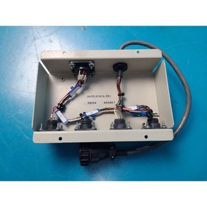 AMAT 0040-20973 BRACKET, FLOW METER, NESLAB Utilisé comme pièce détachée d'équipement semi-conducteur d'occasion - Product Image 4