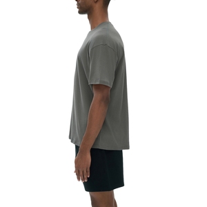 เสื้อยืดโอเวอร์ไซส์สีเขียวมะกอกสำหรับผู้ชาย คอกลม ไหล่ตก ผ้าฝ้าย สไตล์สตรีทแวร์ ขายส่ง - Product Image 2