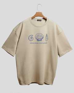 เสื้อยืดเจอร์ซีย์ลายกราฟิกสีดำแบบโอเวอร์ไซส์ สไตล์วินเทจ สตรีทแวร์ลำลอง ผ้าฝ้าย แขนสั้น น้ำหนัก 320 กรัม สำหรับผู้ชายและผู้หญิง ใส่ได้ในฤดูร้อน - Product Image 4
