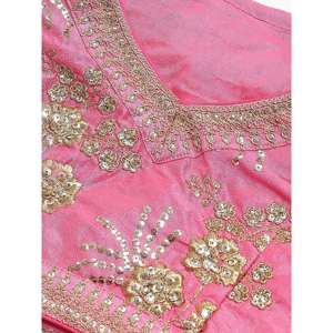 Vêtements de mariage de couleur rose hypnotique brodés en satin Lehenga Choli - Product Image 3