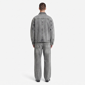 Traje de chándal vaquero premium para hombre con bloques de color, fabricante de trajes de chándal vaqueros personalizados para hombre, traje vaquero vintage lavado para hombre - Product Image 4