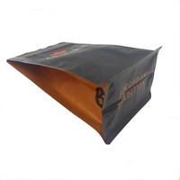 Sacs à café à fond plat imprimés sur mesure 100g 250g 500g avec valve unidirectionnelle pour l'emballage de grains, aliments pour animaux et café/thé