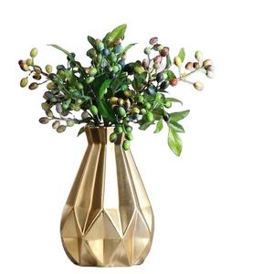 Porte-fleurs rond en métal martelé |   Centre de table en métal de style nordique haut de gamme pour la décoration intérieure, la décoration de la maison, la décoration de bureau - Product Image 1