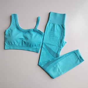Conjunto de Yoga de 2 Piezas para Mujer, Diseño a Cuadros, Transpirable, Ecológico, de Secado Rápido, Cintura Media, Sin Costuras, para Gimnasio - Product Image 3