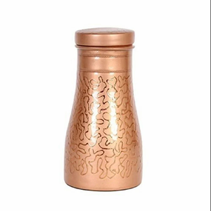 Bouteille d'eau en cuivre pur gravée sur mesure avec gobelet en cuivre, ensemble de vaisselle ayurvédique fait main pour la maison, le bureau et les voyages - Product Image 4