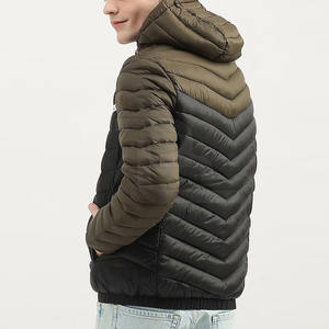 Veste matelassée élégante avec une coque lisse et un rembourrage moelleux pour une chaleur accrue en hiver - Product Image 2