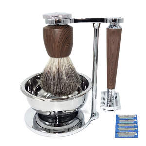 Nouvel ensemble de rasage en acier inoxydable pour homme, kit de rasage de barbe avec rasoir à double tranchant, brosse à barbe en poils de blaireau, coffret cadeau personnalisable pour la fête des pères - Product Image 2