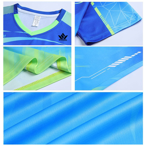 Camiseta de Fútbol Sublimada Personalizada para Hombre, Cuello en V, Manga Corta, Poliéster que Absorbe la Humedad, Ajuste Atlético, Ropa Deportiva para Equipos de Todas las Temporadas - Product Image 5