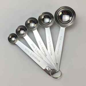 Venta Directa: Juego de 4 Cucharas Medidoras de Metal, Acero Inoxidable, para Cocina y Repostería, Cucharas Medidoras Pequeñas para Polvos, Especias y Sal - Product Image 1