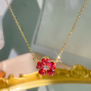 สร้อยคอดอกไม้สำหรับผู้หญิงทำจากสแตนเลส 304 ชุบทองหนา 0.03µm ประดับด้วยเพทายบนสายโซ่ - Product Image 2