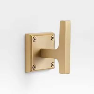 Elegantes Ganchos Metálicos de Pared para Colgar Abrigos, Sombreros y Bolsos, Organizador para Entrada, Baño y Cocina, para Almacenamiento en el Hogar - Product Image 4