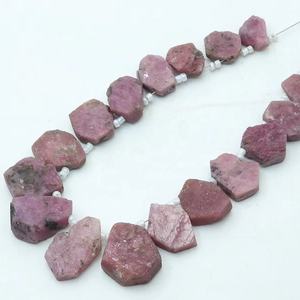 Tranche de cristal de rubis naturel brut, brin de 8 pouces, 10-18 mm, pierre brute en vrac rose, fournitures pour la fabrication de bijoux, vente en gros - Product Image 1