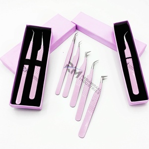 Pinzas para Pestañas RM INDUSTRIES de Acero Inoxidable con Punta Suave, Herramientas de Precisión con Recubrimiento Rosa, Empaque en Caja, RMI-AS-EET-171076 10mm - Product Image 1