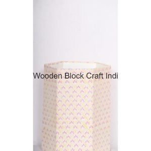 Poubelle décorative ouverte faite à la main en carton PP imprimé au bloc, avec enveloppe en tissu 100 % coton. - Product Image 2