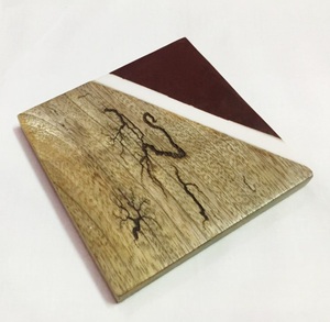 Sous-verres en bois naturel écologiques en vrac, résistants à la chaleur, avec logo personnalisé découpé au laser, sous-verres ronds en bois pour boissons, tapis pour verres à bière - Product Image 3