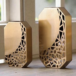 Vases en métal géométriques modernes en gros, lot de 2, finition dorée, vases décoratifs pour la décoration de la maison - Product Image 4