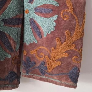 Wholesale Suzani Quilted <b>Jacket</b> Women Silk <b>Velvet</b> Embroidered Breathable Eco-Friendly Floral Stand Collar Open Front Boho Kimono - Product Image 6