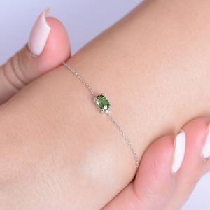 Pulsera de Turmalina Verde con Corte Ovalado Natural, Delicada y Única, Gema Verde Certificada, Joyería Fina - Product Image 4