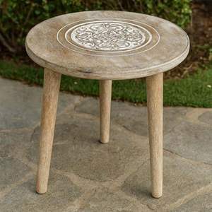 Table d'appoint vintage traditionnelle indienne en bois à trois pieds, durable et écologique, pour livres, magazines, plantes naturelles, petite taille - Product Image 1