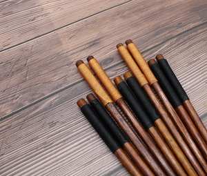 Ensemble de baguettes jetables écologiques en bambou |   Couverts de mariage en bois naturel pour sushis, nouilles et cuisine asiatique UO - Product Image 4