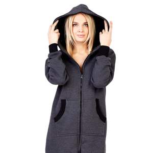 ชุดนอนแบบมีฮู้ดสำหรับฤดูหนาวรุ่นใหม่สำหรับผู้หญิง พร้อมปักโลโก้ตามสั่ง ผ้าฟลีซยืดหยุ่น ชุดจั๊มสูทสำหรับผู้หญิง ใส่ได้ทุกฤดู - Product Image 3