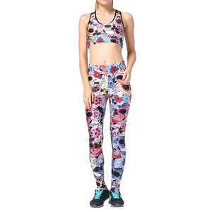 Conjunto de Yoga con Estampado de Calaveras de Colores para Mujer, 2 Piezas, Top Corto con Espalda Cruzada y Leggings de Cintura Alta, Largo Completo, Spandex y Poliéster - Product Image 3