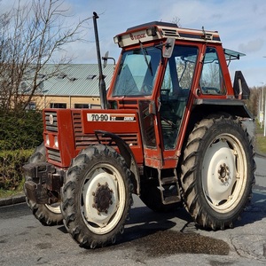 Tractor Fiat 70-90 Usado de Primera Calidad, Excelente Estado, Precio de Mayoreo, Equipo Agrícola Confiable, Listo para Trabajo Agrícola Pesado - Product Image 6