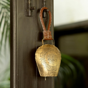 Sonnette de porte décorative en métal, motif floral lotus, cloche d'entrée rustique pour la maison, le jardin, décoration murale, cadeau, vente en gros - Product Image 1