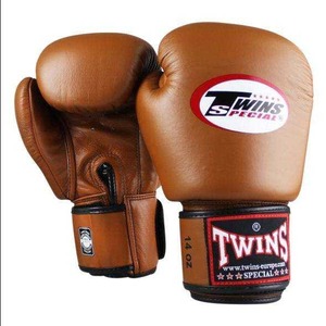 Guantes de Boxeo TWINS Marrones Personalizados, Guantes de Boxeo de Dedo Completo Ligeros para Entrenamiento Profesional de Kick Boxing y Muay Thai, Unisex - Product Image 5
