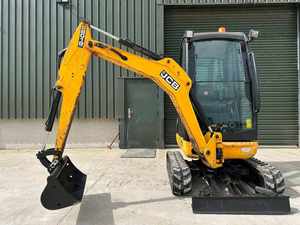 Miniexcavadora de orugas al por mayor JCB 8018 con motor Isuzu, cabina, rodamientos, cilindro hidráulico KYB, cucharón y accesorios para excavación profunda - Product Image 3