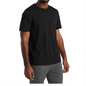 T-shirt en coton 100 % pour homme, noir uni, style streetwear, décontracté, motif tricoté, type lettre, vente en gros - Product Image 4