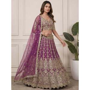 Lehenga Choli Tradicional Chino Bordado en Color Morado para Damas de Honor - Product Image 4