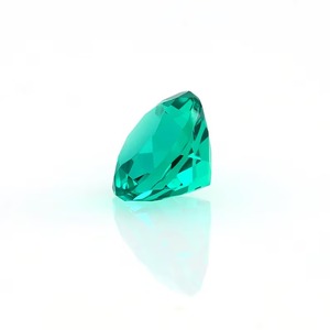 Esmeralda Verde Cultivada en Laboratorio, Corte Brillante Redondo, Gema Suelta para Joyería, Pulida con Efecto de Juego de Color y Fuego - Product Image 3