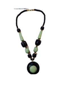 Collar Geométrico Elegante para Mujer, Cadena de Cuentas de Resina Negra, Joyería de Fiesta, Accesorio de Moda para Mujer - Product Image 4