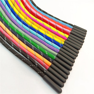 Cordón Reflectante de Alta Calidad para Ropa Deportiva, Accesorios para Prendas con Puntas de Plástico y Logotipo Grabado/Serigrafiado - Product Image 2
