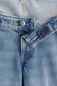 Pantalons en jean surdimensionnés imprimés personnalisés pour femmes, couleur bleue, lavage moyen, coupe droite, chevilles basses, streetwear pour l'été, pantalons en jean - Product Image 5