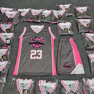 Maillots de basket tendance en gros, personnalisables avec logo d'équipe, vêtements de basket brodés, uniformes de basket par sublimation - Product Image 3