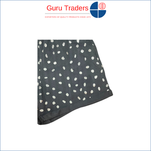 Exportador al por mayor de pantalones cortos de diseño moderno para niñas de calidad superlativa con estampado de lunares para niñas a buen precio - Product Image 3