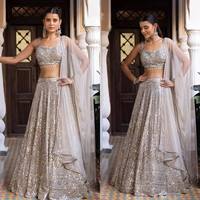 VISHNU K DESIGNS LAHENGA CHOLI DUPATTA en Faux Georgette avec Broderie de Paillettes, Style Vintage, pour Fête, Mariage, Diwali, Longueur au Sol, Livraison Rapide